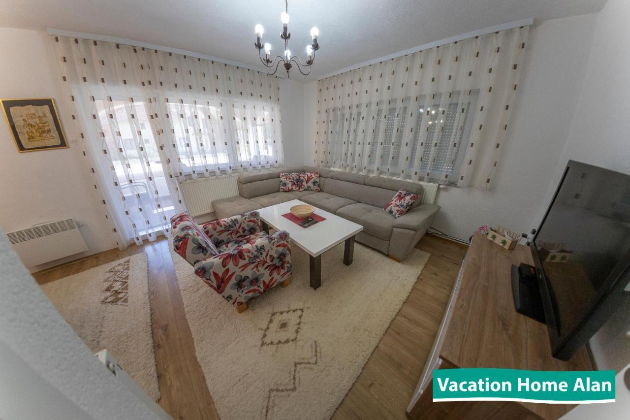 Vacation Home Alan Kulen Vakuf Luaran gambar